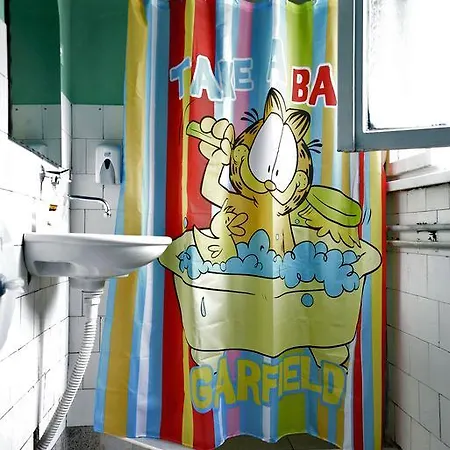 Backpackers Скоп'є